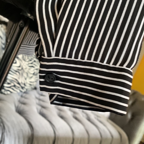 Forever 21 black and white stripped blouse with necktie - Picture 5 of 8